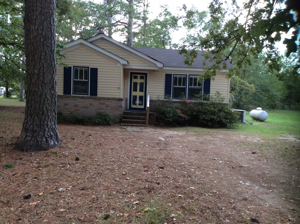 15 Sharolyn St in Sumter, SC - Building Photo