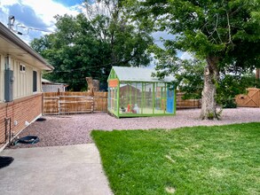 2610 E Bijou St in Colorado Springs, CO - Building Photo - Building Photo