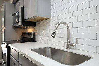 5504 La Branch St in Houston, TX - Building Photo - Building Photo