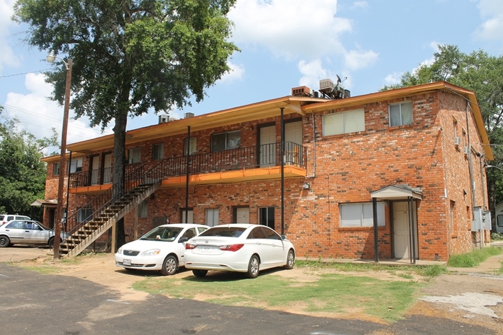 Casita Park in Nacogdoches, TX - Foto de edificio