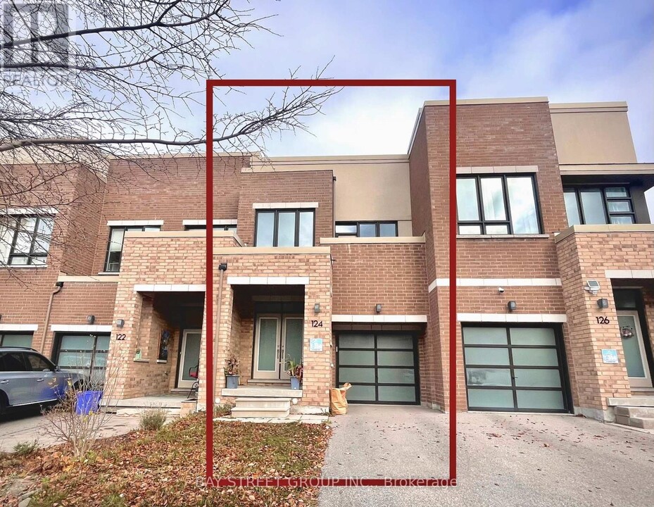 124 Anchusa Dr in Richmond Hill, ON - Building Photo