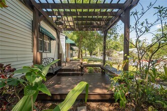 1211 E Park Cir in Tampa, FL - Building Photo - Building Photo