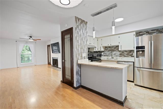 property at 5218 Fleetwood Oaks Ave