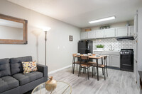 Raintree Village in El Paso, TX - Building Photo - Interior Photo