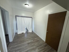 526 Paine Ave in Toledo, OH - Building Photo - Building Photo