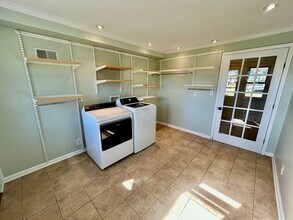 242 Tahoma Rd in Lexington, KY - Building Photo - Building Photo