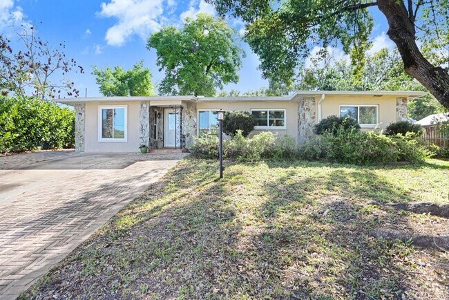 6703 N River Blvd in Tampa, FL - Building Photo - Building Photo