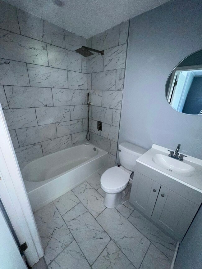 106 N Pugh St in Lexington, NC - Building Photo - Building Photo