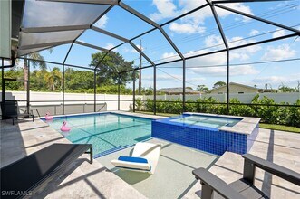 819 91st Ave N in Naples, FL - Building Photo - Building Photo