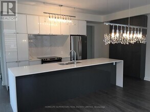 191 Squire Cres in Oakville, ON - Building Photo - Building Photo