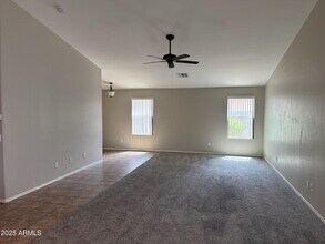 13933 W Port Royale Ln in Surprise, AZ - Building Photo - Building Photo