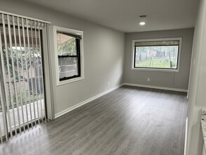 8274 Lifford Pl in Fort Worth, TX - Foto de edificio - Building Photo