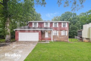 3045 Forestside Ln in College Park, GA - Building Photo