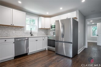 495 Clover St in Athens, GA - Building Photo - Building Photo