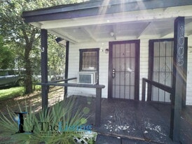 1005 Pine Ave in Sanford, FL - Building Photo