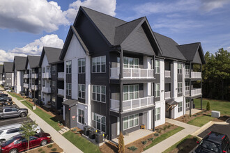 Laurel at Dry Creek in Huntsville, AL - Foto de edificio - Building Photo