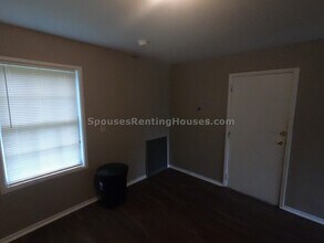 5362 Falcon Ln in Indianapolis, IN - Building Photo - Building Photo