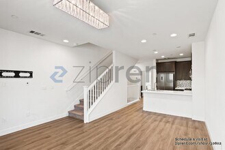 5533 Great Oaks Pky in San Jose, CA - Building Photo - Building Photo