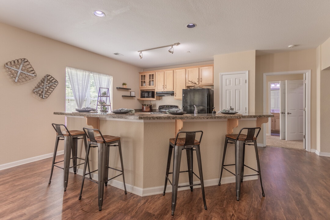 Midtown in Virginia Beach, VA - Building Photo