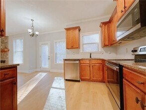 636 Royal Crest Ct in Canton, GA - Building Photo - Building Photo