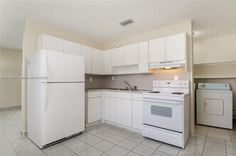 1500 NE 147th St-Unit -2 in North Miami, FL - Building Photo - Building Photo