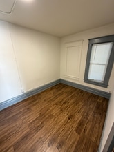 708 Mills St, Unit 6 in Kalamazoo, MI - Foto de edificio - Building Photo