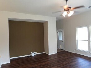 1311 Fox Glen Trail in Mansfield, TX - Building Photo - Building Photo