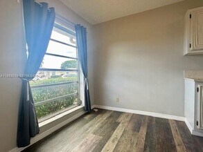 8793 Warwick Dr in Boca Raton, FL - Building Photo - Building Photo