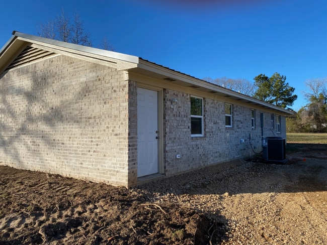 1291 Randall Rd in Texarkana, TX - Building Photo - Building Photo