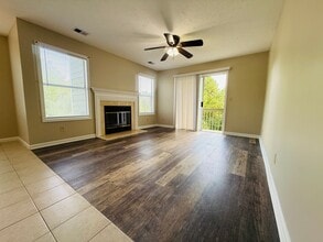 962-6 Stewarts Creek Dr in Fayetteville, NC - Foto de edificio - Building Photo