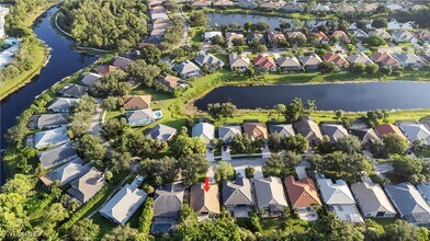 6481 Autumn Woods Blvd in Naples, FL - Building Photo - Building Photo
