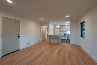 405 Presidential Ln, Unit #3 in Madison, WI - Foto de edificio - Building Photo