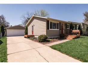 3907 14th Ave NW in Rochester, MN - Building Photo - Building Photo