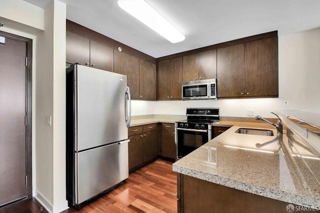 199 New Montgomery St, Unit 906 in San Francisco, CA - Building Photo - Building Photo