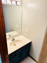 1811 Commanche Ct in Junction City, KS - Building Photo - Building Photo