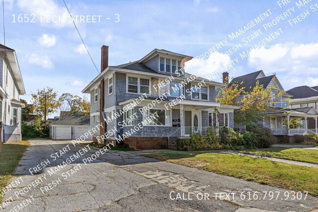 property at 1652 Peck St
