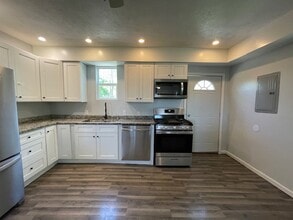 809 S George Ave in South Bend, IN - Foto de edificio - Building Photo