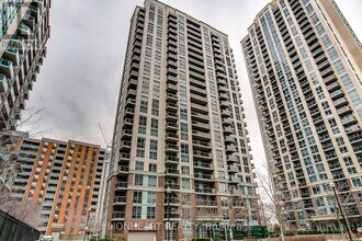 5 Michael Power Pl in Toronto, ON - Building Photo - Building Photo