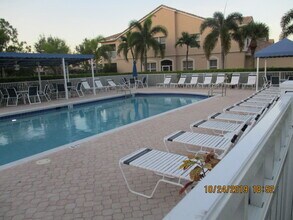 6878 Sterling Greens Ct in Naples, FL - Building Photo - Building Photo