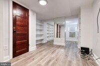 860 W 33rd St photo'