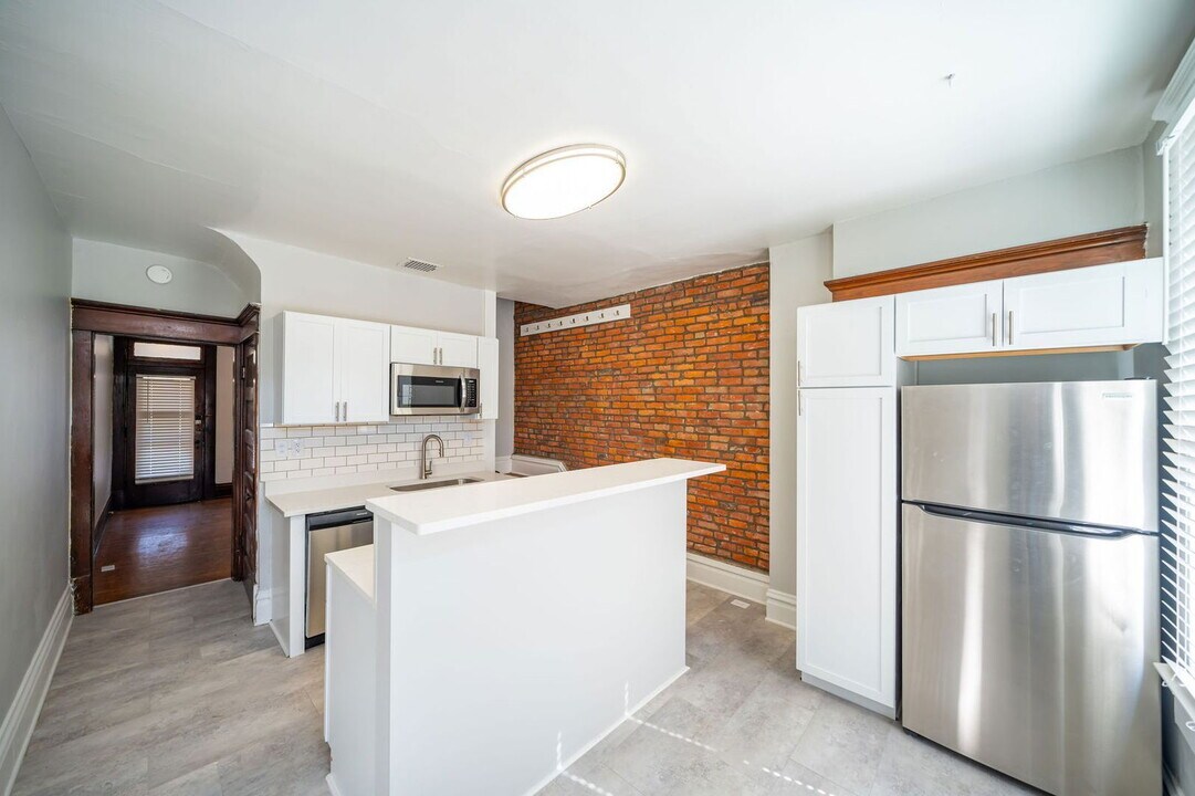 85 W 1st Ave in Columbus, OH - Building Photo