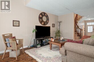 4417 Wildmint Sq in Ottawa, ON - Building Photo - Building Photo
