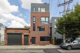 1519 N Sydenham St in Philadelphia, PA - Building Photo - Building Photo