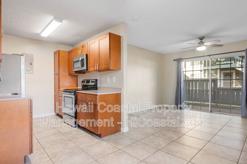 94-1394-1394 Kulewa Loop in Waipahu, HI - Building Photo