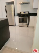 827 Bay St in Santa Monica, CA - Building Photo - Building Photo