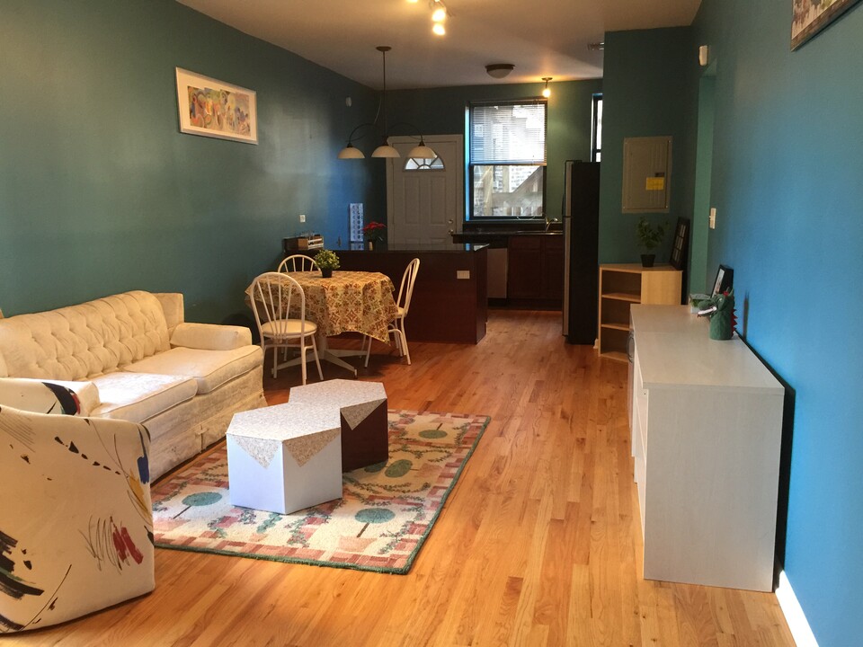5223 S Drexel Ave, Unit 2N in Chicago, IL - Building Photo