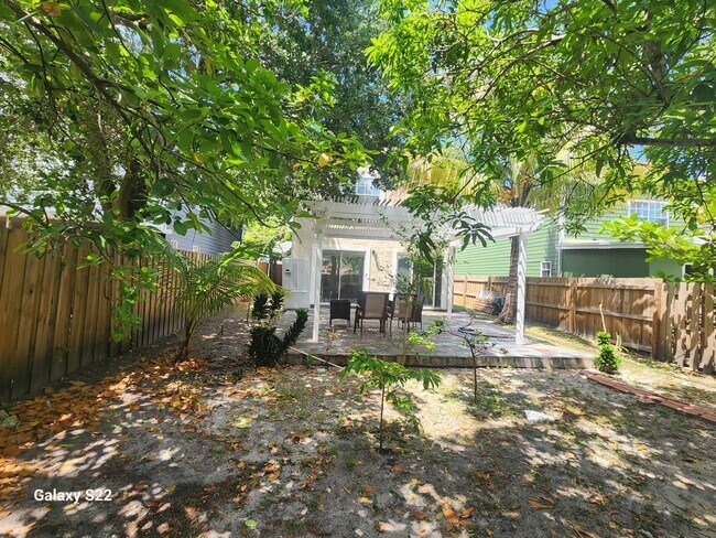 5884 Dewberry Way in West Palm Beach, FL - Building Photo - Building Photo