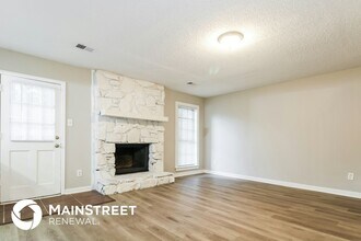 4303 Hunt Cliff Trce in Memphis, TN - Building Photo - Building Photo