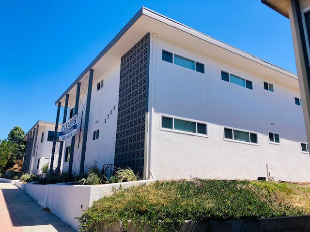 5300 Lorna St-Unit -F in Torrance, CA - Building Photo - Building Photo