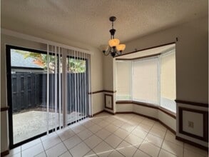 443 Blue Bird St in Apopka, FL - Building Photo - Building Photo